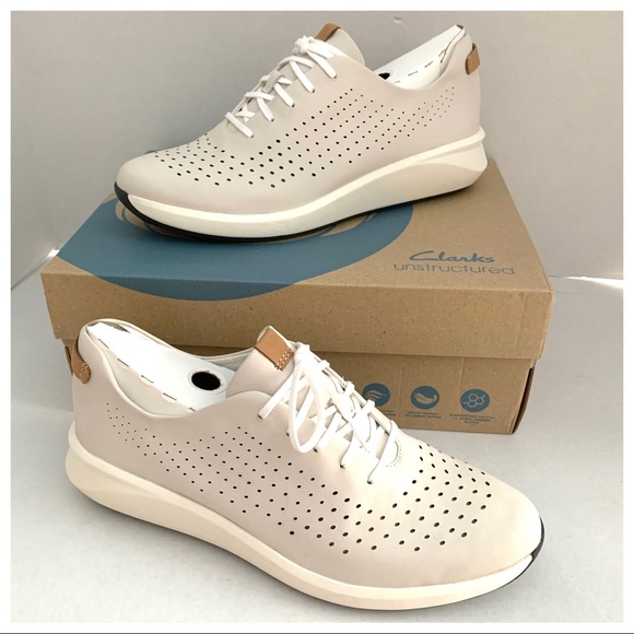 Clarks Shoes - NIB Clarks Un Rio Tie Off White Leather Casual Sneaker Shoe